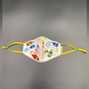 Crayola onesize kids face Mask colorful crayons themed